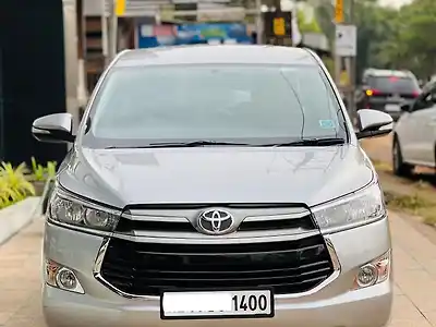 Second Hand टोयोटा इनोवा क्रिस्टा 2.4 g 7 सीटर [2016-2017] in तिरुर