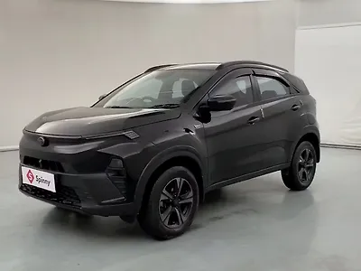 Second Hand Tata Nexon Creative Plus (S) 1.5 Diesel 6MT Dark Edition [2024-2025] in Lucknow