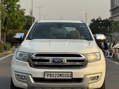 Second Hand Ford Endeavour Titanium 3.2 4x4 AT in Amritsar