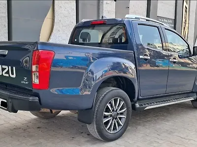 Second Hand Isuzu D-Max V-Cross V-Cross Z 4x2 AT [2021] in Delhi