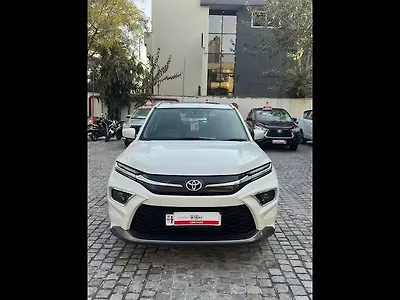 Second Hand Toyota Urban Cruiser Hyryder V Hybrid [2023-2025] in Delhi