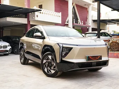 Second Hand Mahindra XEV 9e Pack Three 79.0 kWh 11.2kW Charger in Jaipur