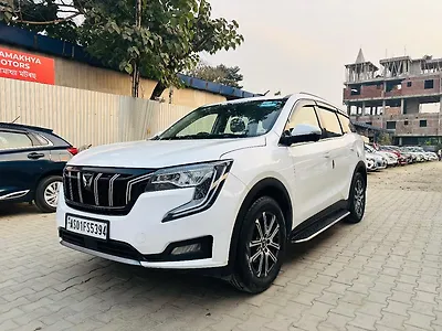 Second Hand Mahindra XUV700 AX7 Luxury Pack 2WD Diesel 2.2L Turbo Manual 7 STR in Guwahati