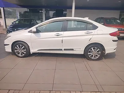Second Hand Honda City V Petrol [2017-2019] in Raipur