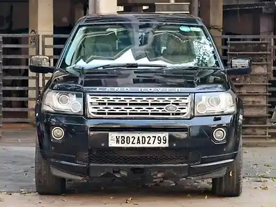 Second Hand लैंड रोवर फ्रीलांडर एसई in कोलकाता