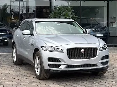 Second Hand Jaguar F-Pace Prestige Petrol in Raipur