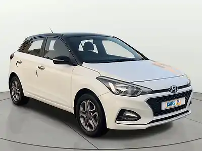 Second Hand हुंडई एलीट i20 स्पोर्ट्ज़ प्लस 1.2 दोहरे रंग in कोयम्बटूर