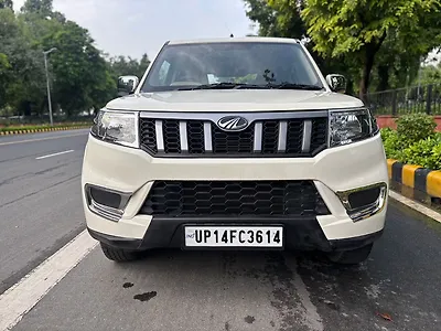 Second Hand Mahindra Bolero N8 in Delhi