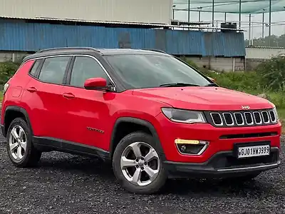 Second Hand जीप कम्पस लिमिटेड (o) 1.4 पेट्रोल [2017-2020] ऑटोमैटिक in अहमदाबाद