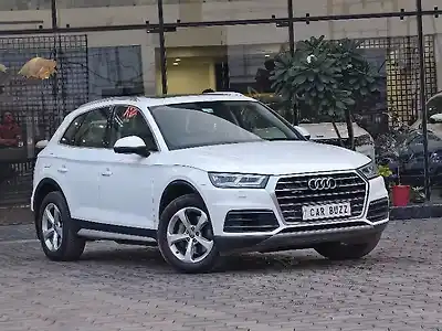 Second Hand ऑडी q5 35 tdi  प्रीमियम प्लस in रायपुर