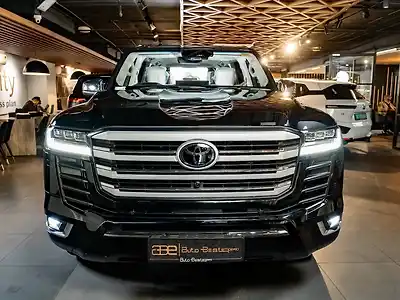 Second Hand टोयोटा लैंड क्रूज़र Sahara Edition in दिल्ली