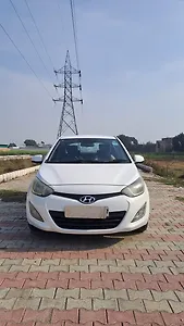 2013 Hyundai i20 Sportz 1.4 CRDI 1 2013 Hyundai i20 Sportz 1.4 CRDI 1