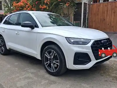 2023 ऑडी q5 Premium Plus 45 TFSI [2021-2024] 1