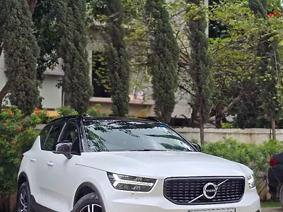 Second Hand Volvo XC40 T4 R-Design in Bangalore