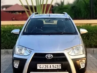 Second Hand Toyota Etios 1.4 VD in Surat