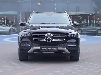 Second Hand मर्सिडीज़ बेंज़ GLE 300d 4मैटिक एलडब्ल्यूबी [2020-2023] in देहरादून