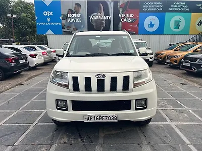 2017 Mahindra TUV300 T8 AMT 1