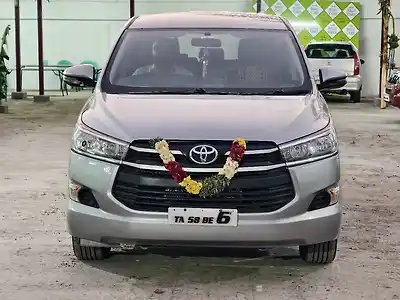 Second Hand टोयोटा इनोवा क्रिस्टा 2.4 g 8 str in मदुरई