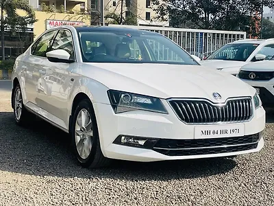 Second Hand Skoda Superb L&K TDI AT in Nashik