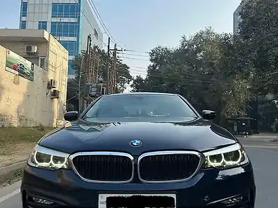 Second Hand बीएमडब्ल्यू 5 सीरीज़ 520डी स्पोर्ट लाइन in चंडीगढ़