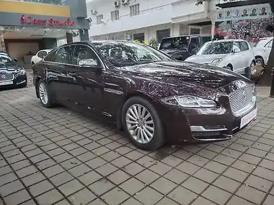 Second Hand जैगुवार xj 2.0 पोर्टफ़ोलियो in बैंगलोर
