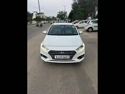 Second Hand हुंडई वरना sx (o) 1.6 crdi ऑटोमैटिक in जयपुर