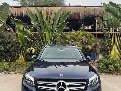 Second Hand मर्सिडीज़ बेंज़ GLC 220 डी प्रोग्रेसिव in इंदौर