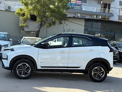Second Hand Tata Nexon EV Fearless Long Range in Jaipur