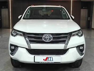 Second Hand Toyota Fortuner 2.8 4x4 AT [2016-2020] in Ahmedabad