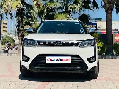 Second Hand महिंद्रा XUV300 w6 1.5 डीज़ल एएमटी in मोहाली