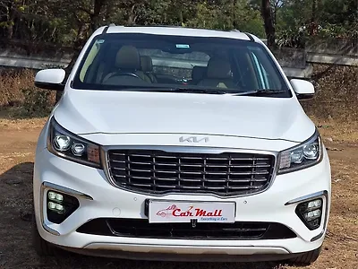 Second Hand Kia Carnival Limousine Plus 7 STR in Nashik