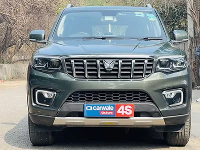 Second Hand Mahindra Scorpio Z8 L Petrol AT 7 STR [2022] in Delhi