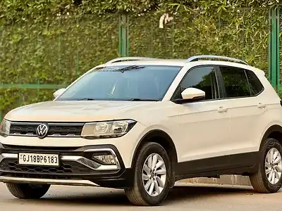 Second Hand फ़ॉक्सवैगन टाइगुन हाईलाइन 1.0 टीएसआई एटी in सूरत