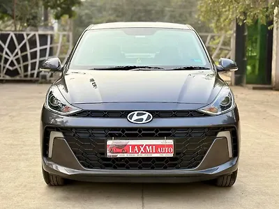 2024 Hyundai Aura SX Plus Petrol Automatic 1