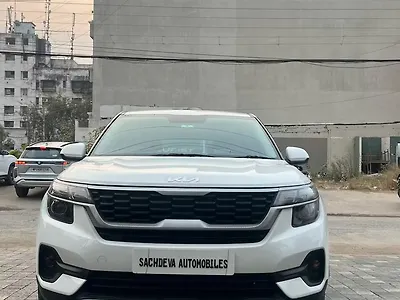 2022 Kia Seltos HTE 1.5 Diesel 1