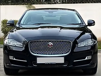 2016 Jaguar XJ 2.0 Portfolio 1