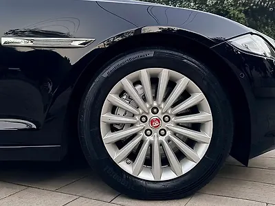 2016 Jaguar XJ L 2.0 Portfolio