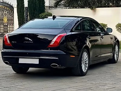 2016 Jaguar XJ L 2.0 Portfolio