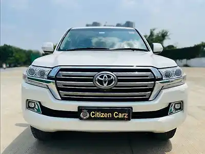 Second Hand टोयोटा लैंड क्रूज़र एलसी 200 vx in बैंगलोर