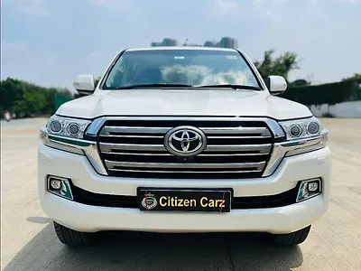Second Hand Toyota Land Cruiser LC 200 VX in Bangalore