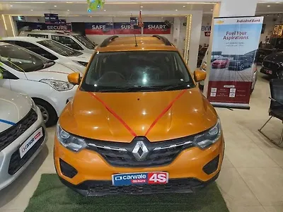 Second Hand Renault Triber RXL in Kanpur