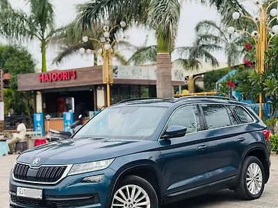 Second Hand Skoda Kodiaq Style 2.0 TDI 4x4 AT in Surat