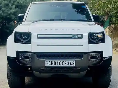Second Hand लैंड रोवर डिफेंडर 110 X-Dynamic HSE Petrol 5.0L Turbo Automatic 5 STR in दिल्ली