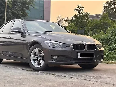 Second Hand BMW 3-Series 320d Sport Line in Vadodara