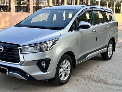 Second Hand Toyota Innova Crysta 2.8 GX AT 7 STR [2016-2020] in Vadodara