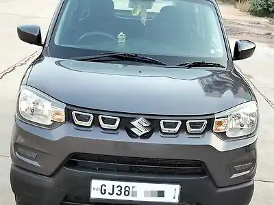 Second Hand मारुति सुज़ुकी एस-प्रेसो vxi प्लस [2022-2023] in वडोदरा