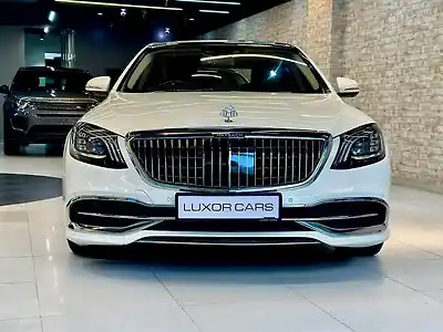 Second Hand मर्सिडीज़ बेंज़ एस-क्लास मायबाक S 560 in पुणे