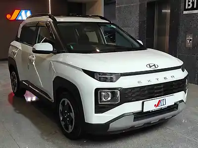 Second Hand हुंडई एक्सटर SX 1.2 एमटी हाई-सीएनजी डुओ in अहमदाबाद