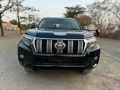 Second Hand टोयोटा प्राडो वीएक्स एल in पुणे