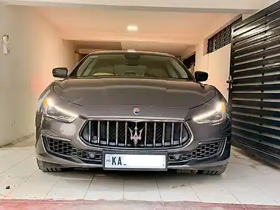 2021 मासेराती घिबली जीटी हाइब्रिड 1
